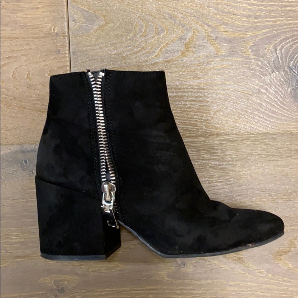 DV booties